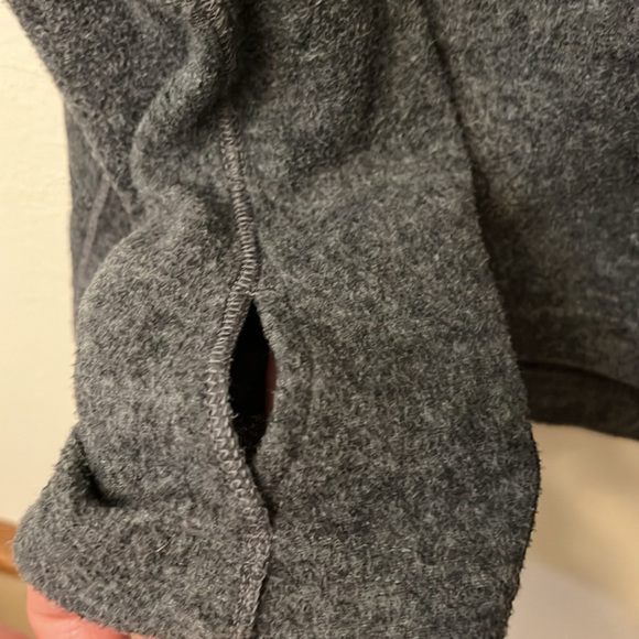 Adidas 1/2 zip - Picture 6 of 11